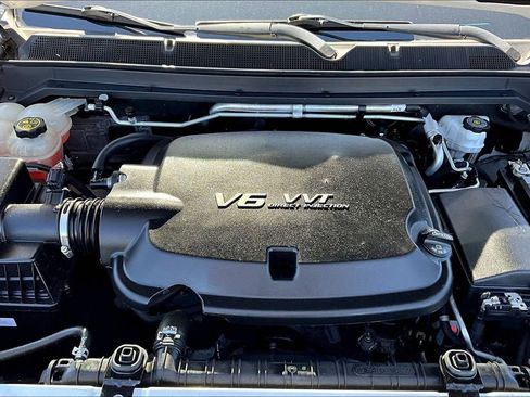 Used 2020 Chevrolet Colorado LT RWD image 30