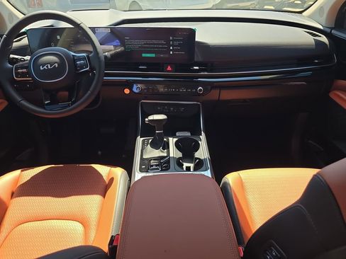 New 2026 Kia Carnival SX Prestige image 13