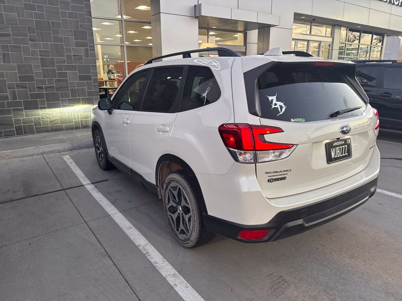 Used 2020 Subaru Forester Premium AWD/4WD image 9