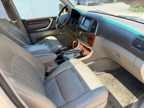 Used 2005 Lexus LX 470 4WD image 4