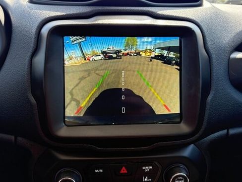 Used 2021 Jeep Renegade Trailhawk w/ Sun & Sound Group image 18