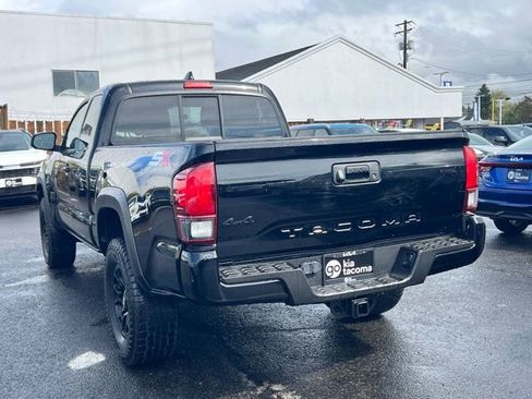 Used 2022 Toyota Tacoma SR w/ SX Package image 7