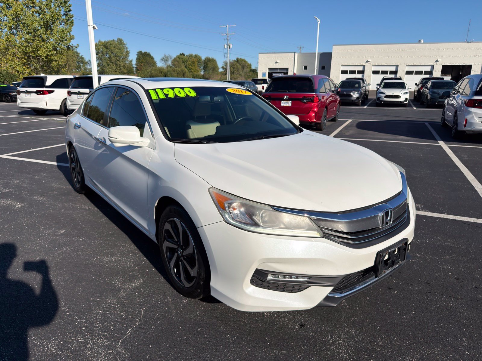 Used 2017 Honda Accord EX-L image 15