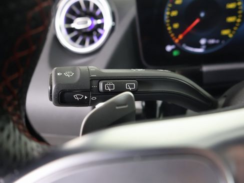 Used 2023 Mercedes-Benz GLA 35 AMG 4MATIC image 26