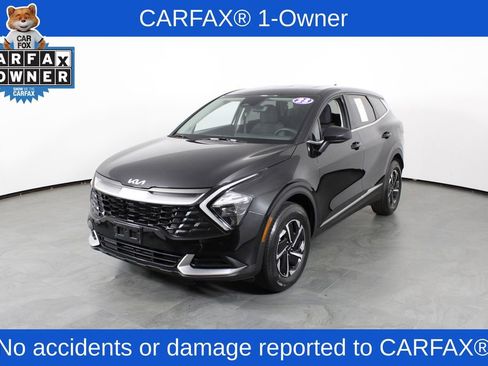 Used 2023 Kia Sportage LX image 2