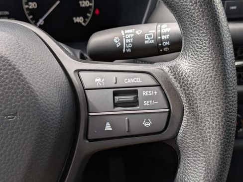 Used 2025 Honda HR-V LX image 22