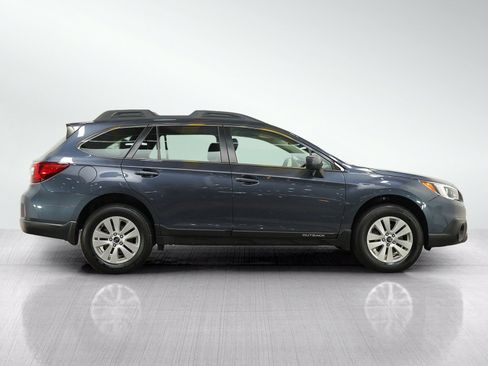 Used 2017 Subaru Outback 2.5i Premium AWD/4WD image 6