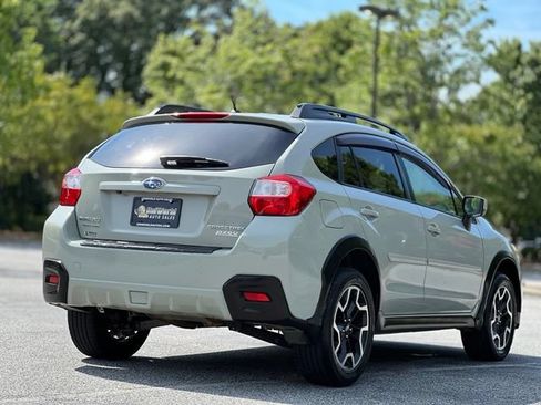 Used 2016 Subaru Crosstrek 2.0i Premium w/ Moonroof Package AWD/4WD image 5
