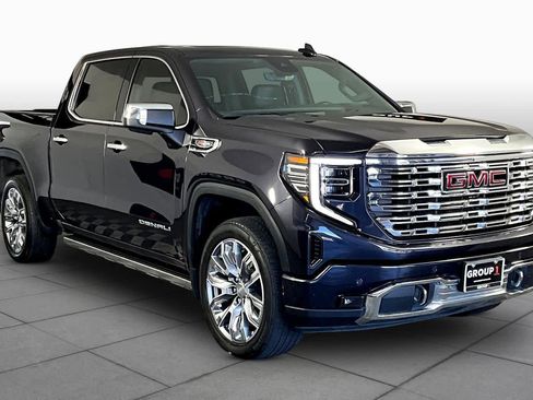 Used 2024 GMC Sierra 1500 Denali w/ Denali Reserve Package image 3