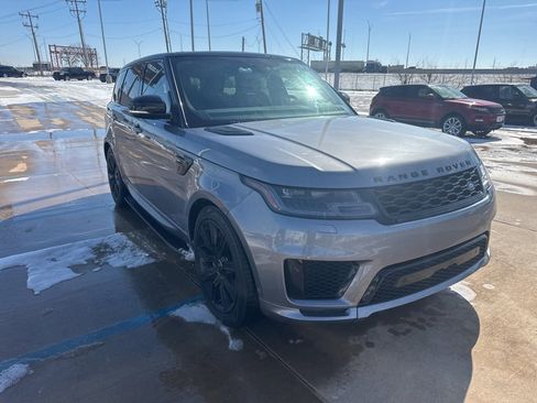 Used 2020 Land Rover Range Rover Sport HSE Dynamic image 3