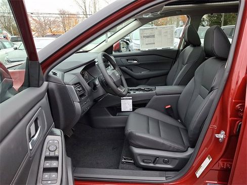 New 2026 Nissan Rogue SV w/ SV Premium Package image 5