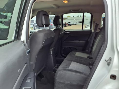Used 2017 Jeep Patriot Sport w/ Power Value Group FWD image 11