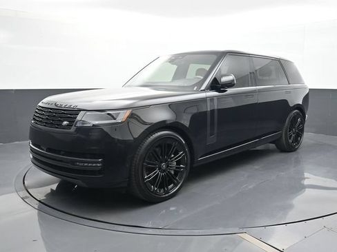 Used 2025 Land Rover Range Rover Long Wheelbase SE AWD/4WD image 1