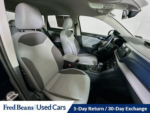 Used 2023 Volkswagen Taos SE AWD/4WD image 27