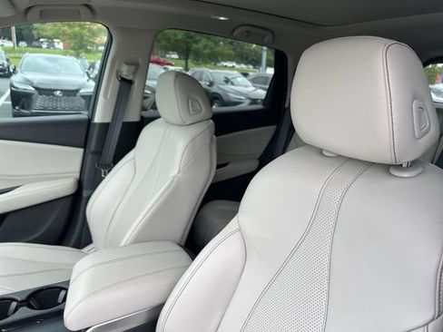 Used 2025 Acura RDX SH-AWD w/ Technology Package image 9