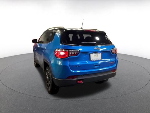 Used 2025 Jeep Compass Trailhawk image 11