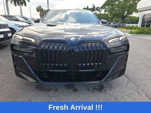 Used 2023 BMW 740i RWD image 2