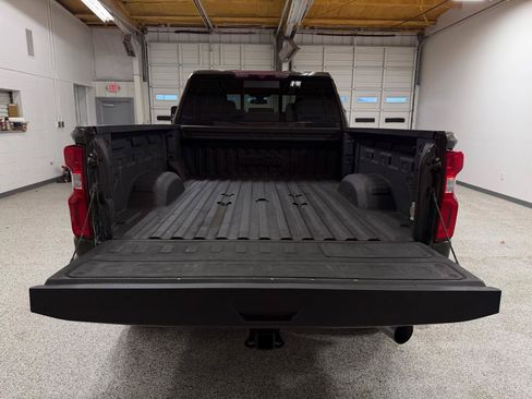 Used 2022 Chevrolet Silverado 2500 High Country w/ Safety Package II AWD/4WD image 11
