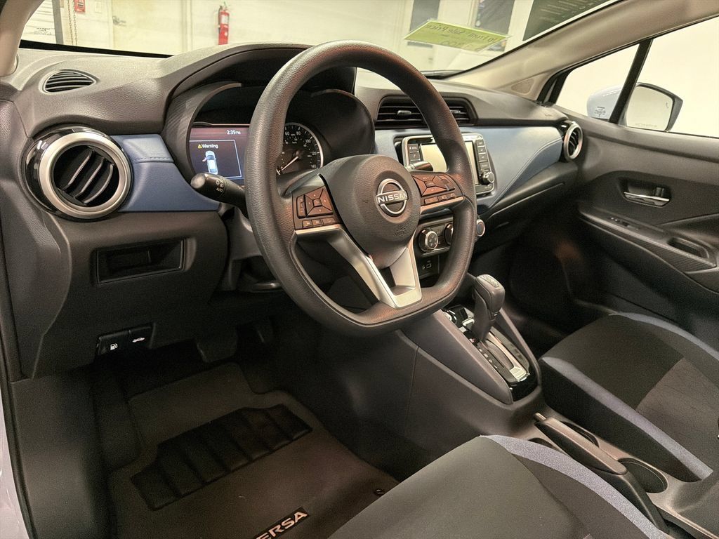 Used 2025 Nissan Versa SV w/ Trunk Package FWD image 24