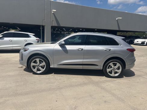 New 2025 Audi Q5 Premium AWD/4WD image 9