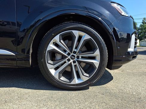 Used 2021 Audi Q7 3.0T Prestige AWD/4WD image 9