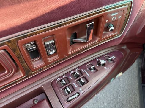 Used 1993 Buick Roadmaster Estate image 24