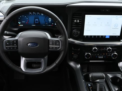 Used 2025 Ford F150 Lariat w/ Equipment Group 502A High image 15