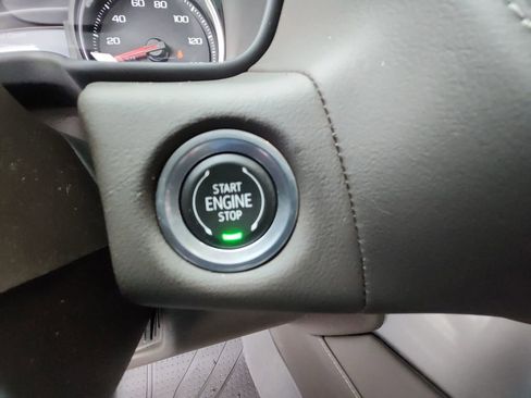 Used 2021 Chevrolet Tahoe Z71 image 21