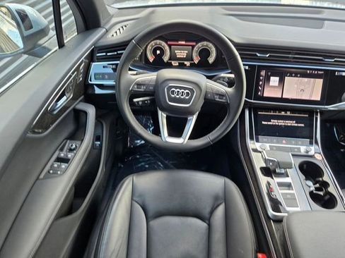 Used 2025 Audi Q7 3.0T Premium Plus image 13