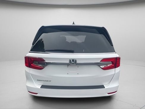 Used 2018 Honda Odyssey EX-L image 11