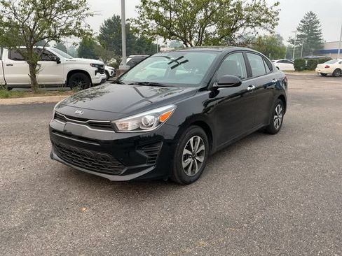 Used 2021 Kia Rio S w/ Technology Package FWD image 3