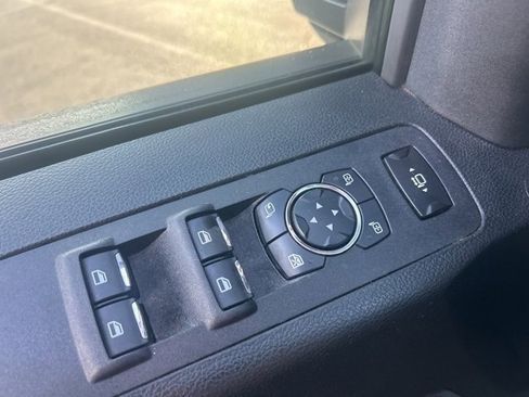 Used 2019 Ford F250 Lariat w/ Lariat Ultimate Package image 14