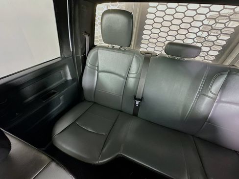 Used 2021 RAM 5500 Tradesman w/ Chrome Appearance Group AWD/4WD image 12