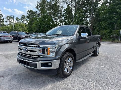 Used 2018 Ford F150 XLT w/ Equipment Group 301A Mid RWD image 2