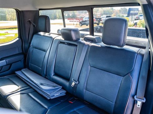 Certified 2023 Ford F250 Lariat w/ Sport Appearance Package image 19