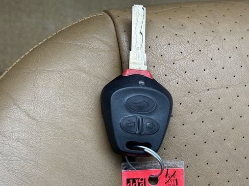 Used 2001 Porsche Boxster RWD image 32