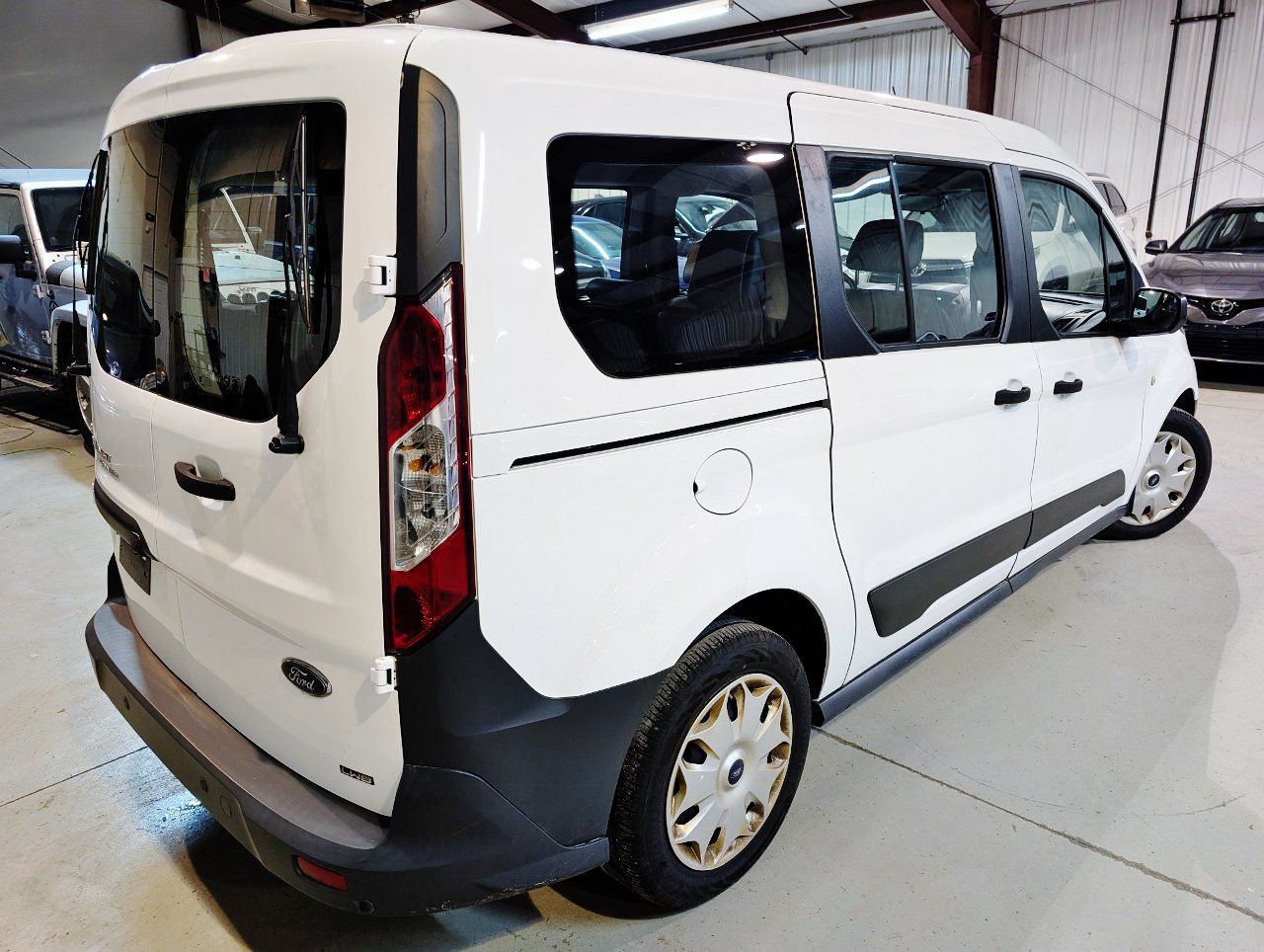 Used 2018 Ford Transit Connect XL FWD image 7