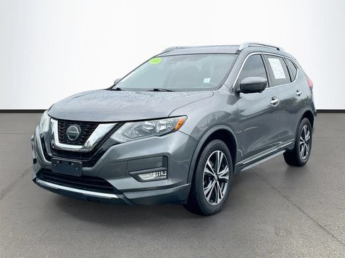 Used 2018 Nissan Rogue SL AWD/4WD image 3