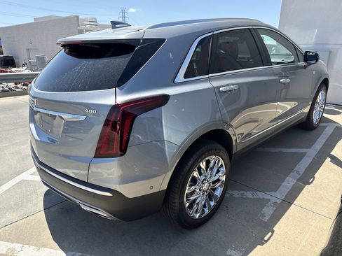 Used 2025 Cadillac XT5 Premium Luxury w/ Technology Package image 10