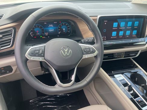 New 2026 Volkswagen Atlas SE FWD image 35