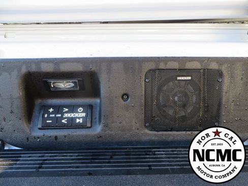 Used 2024 GMC Sierra 3500 Denali Ultimate image 18