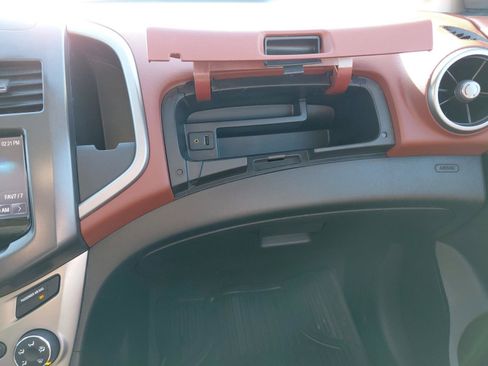 Used 2014 Chevrolet Sonic LT image 27