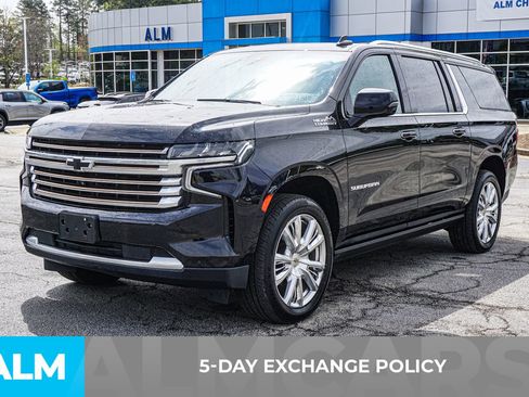 Used 2023 Chevrolet Suburban High Country w/ Premium Package 2 image 4