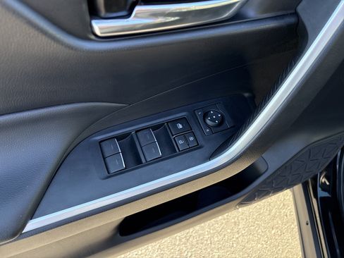 Used 2023 Toyota RAV4 XLE AWD/4WD image 16
