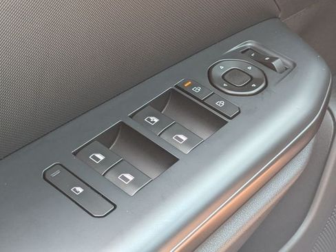 New 2026 Kia K4 FWD image 23