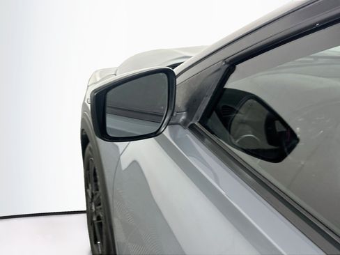 Used 2023 Nissan Kicks SR FWD image 16