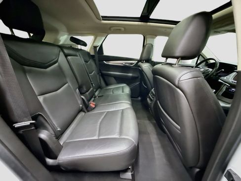Used 2019 Cadillac XT5 Luxury AWD/4WD image 31