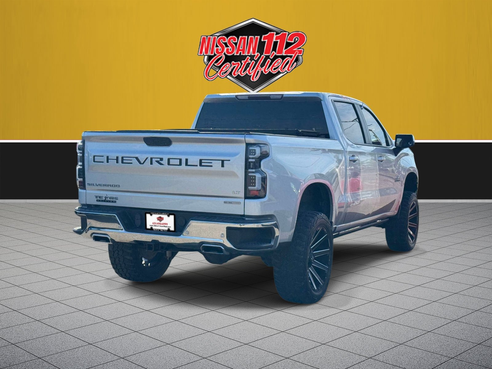 Used 2021 Chevrolet Silverado 1500 LT w/ Diesel Off-Road Package AWD/4WD image 5