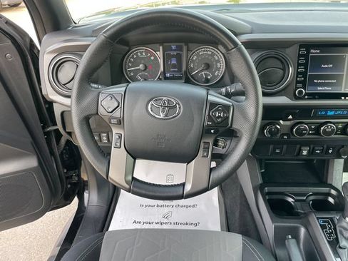 Used 2023 Toyota Tacoma TRD Off-Road AWD/4WD image 23