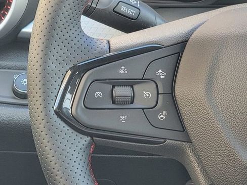 New 2026 Chevrolet Trax RS w/ Sunroof Package image 27